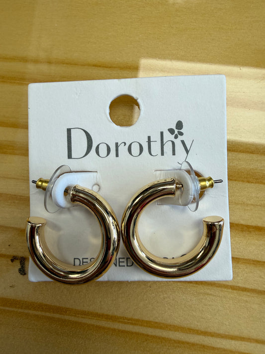 Everyday Essential Hoop Earrings