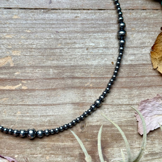 18 inch Graduated Sterling Silver Pearls necklace