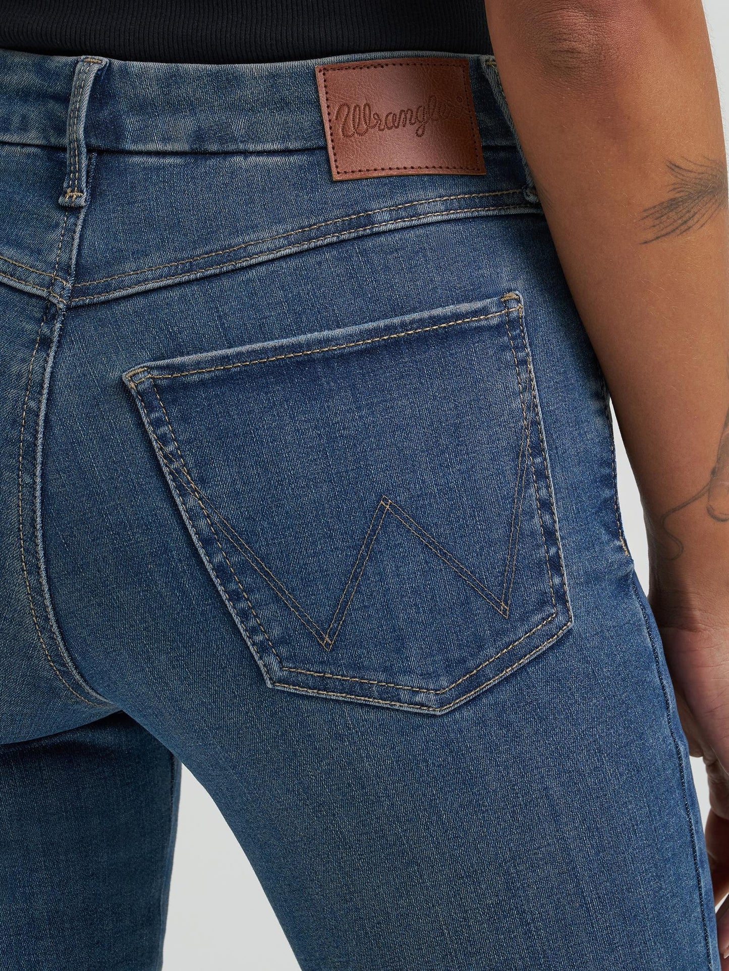 Wrangler® Bespoke Flare Jean - High Rise - Lily