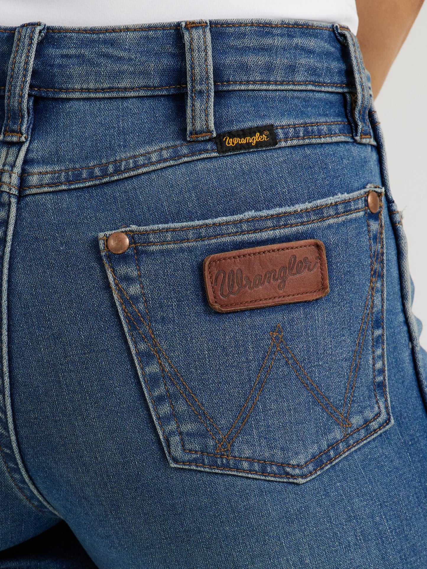 Wrangler® Retro® Premium Trouser Jean - High Rise - Shelby