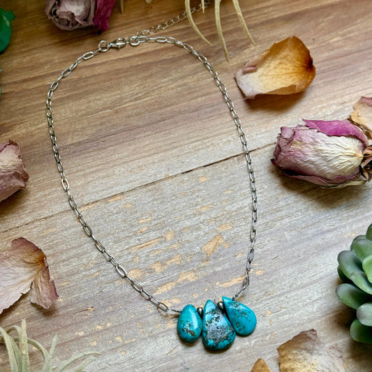 15” Turquoise Teardrop Chain Necklace – Silver Plated Paperclip