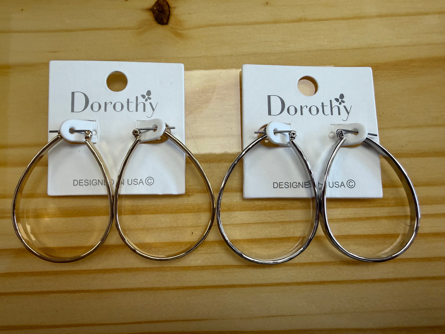 Effortless Oval Hoop Earrings