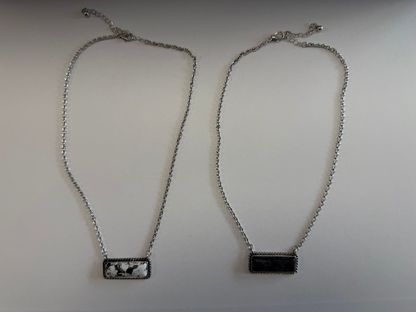 High Contrast Bar Necklace