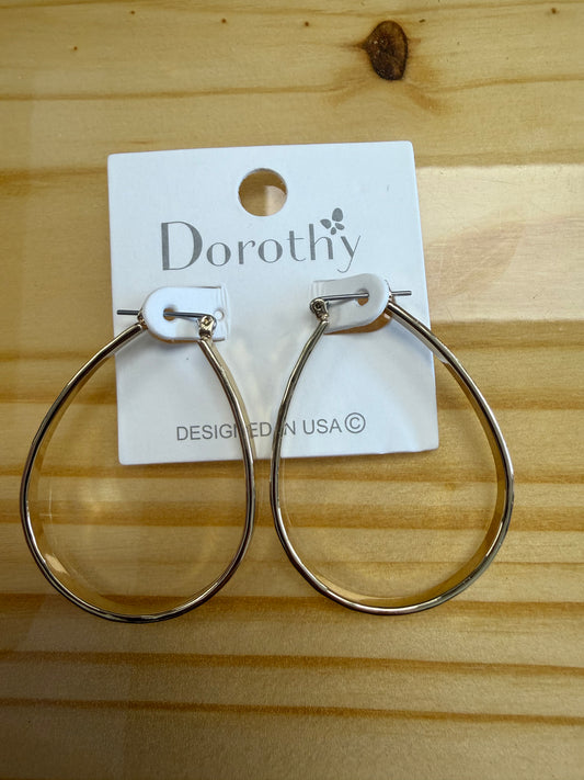 Effortless Oval Hoop Earrings
