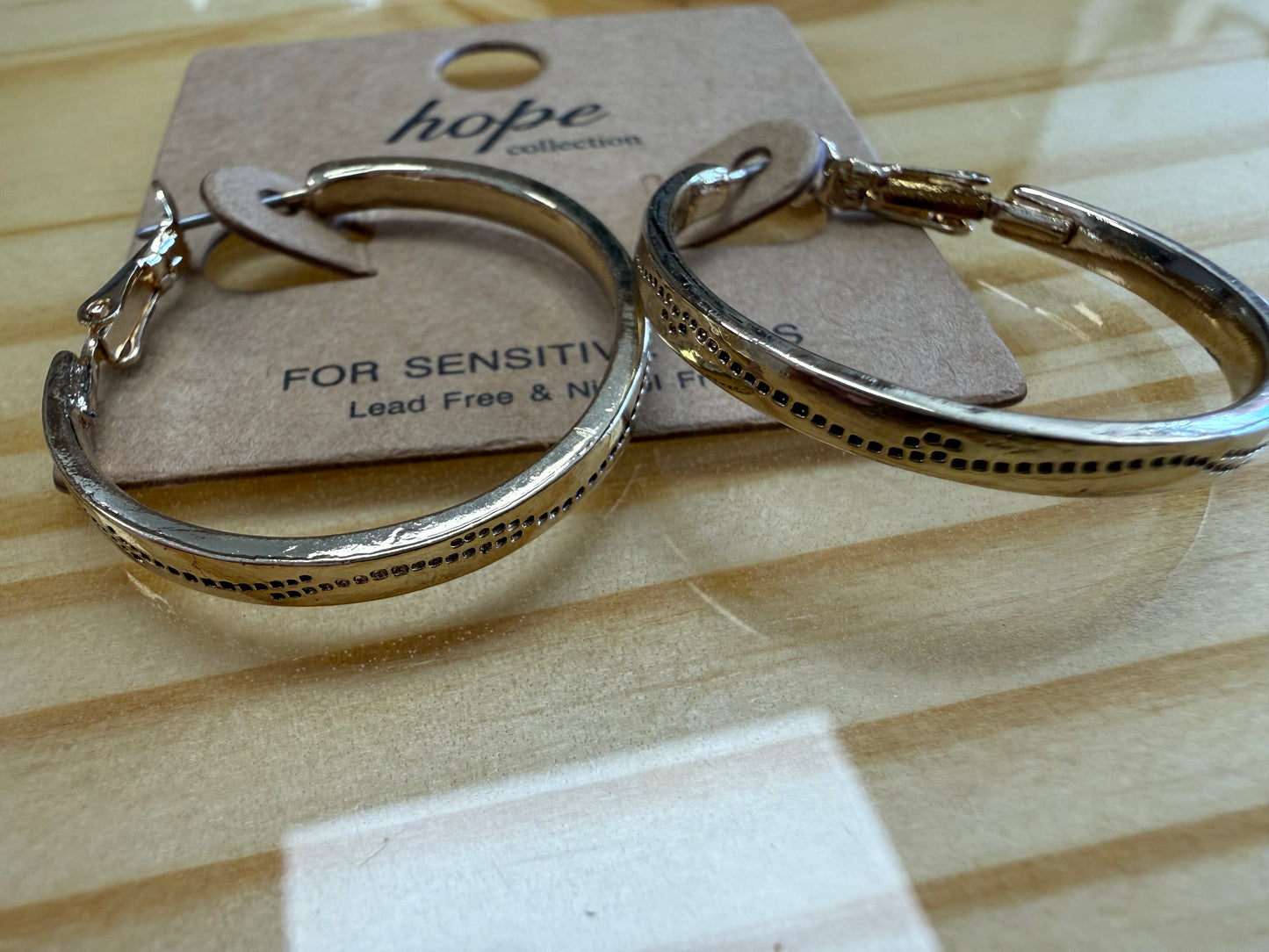 Western Detail Gold Hoops