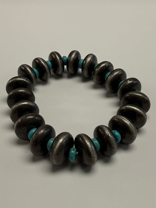 Turquoise Saucer Bead Bracelet