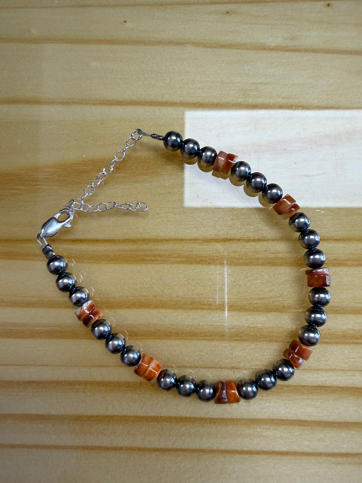 5mm Sterling Silver Pearl with Red Spiny bracelet