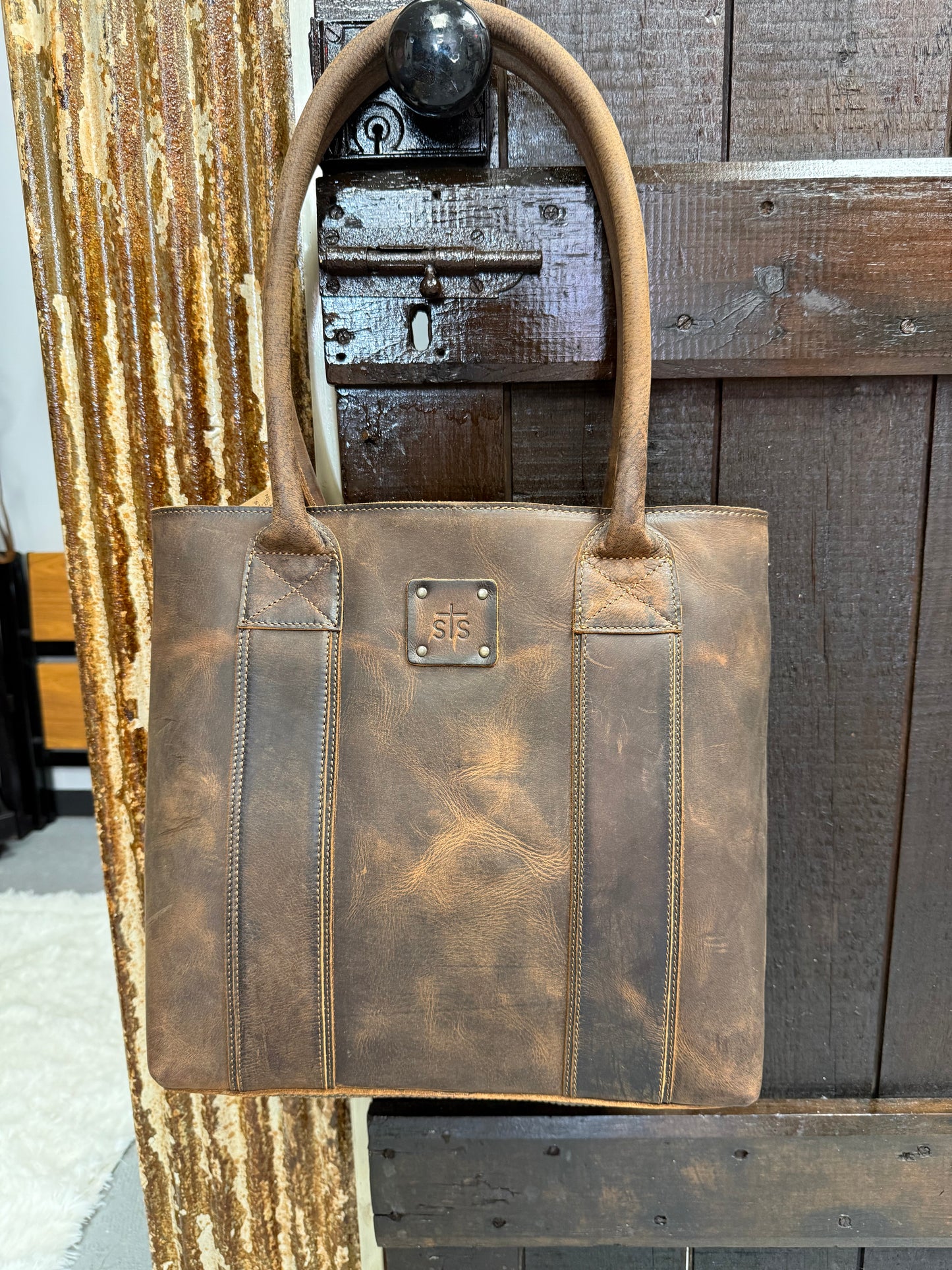 STS Baroness Basic Bliss Tote