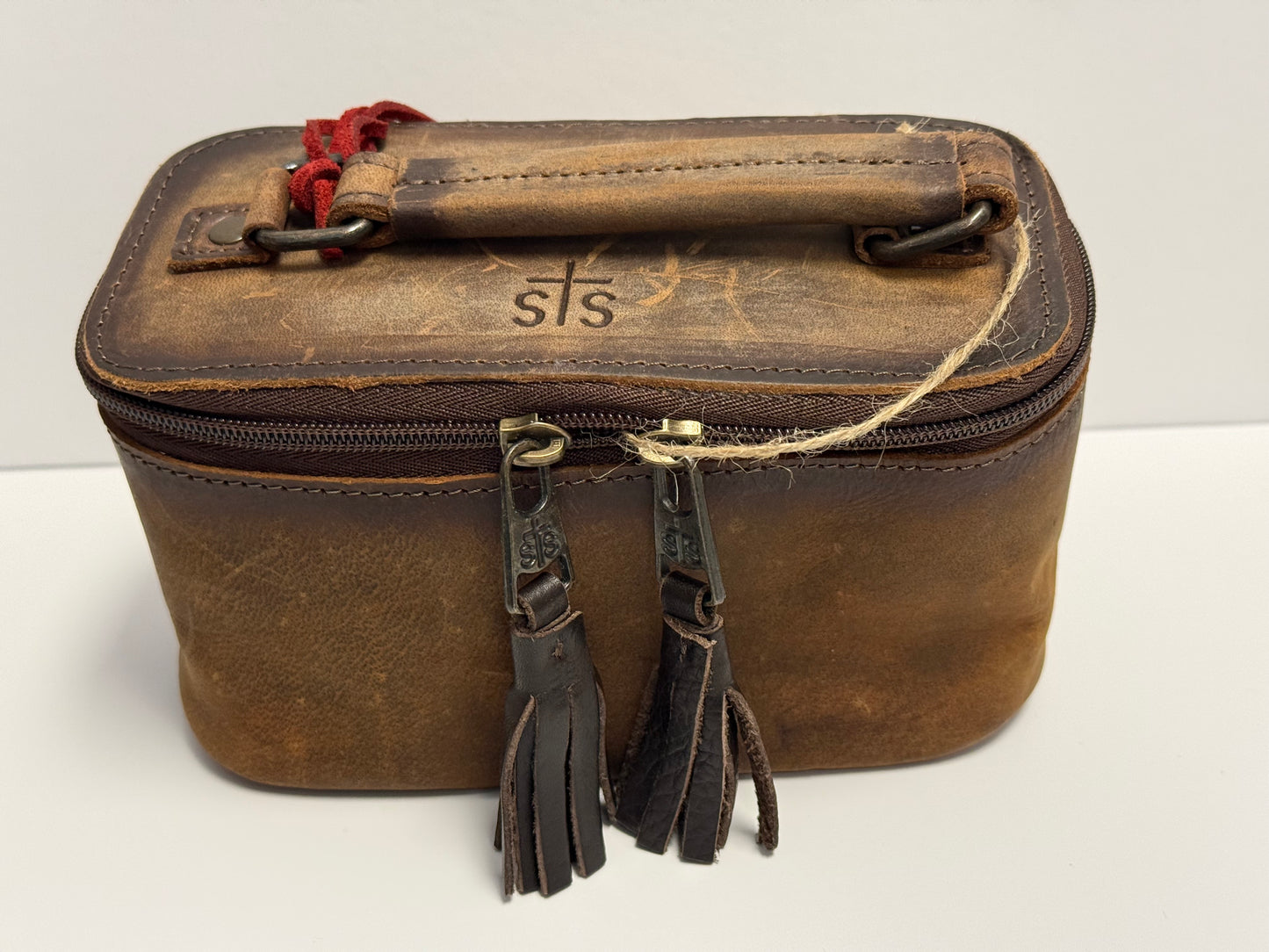 STS PETITE TRAIN CASE CROSSBODY