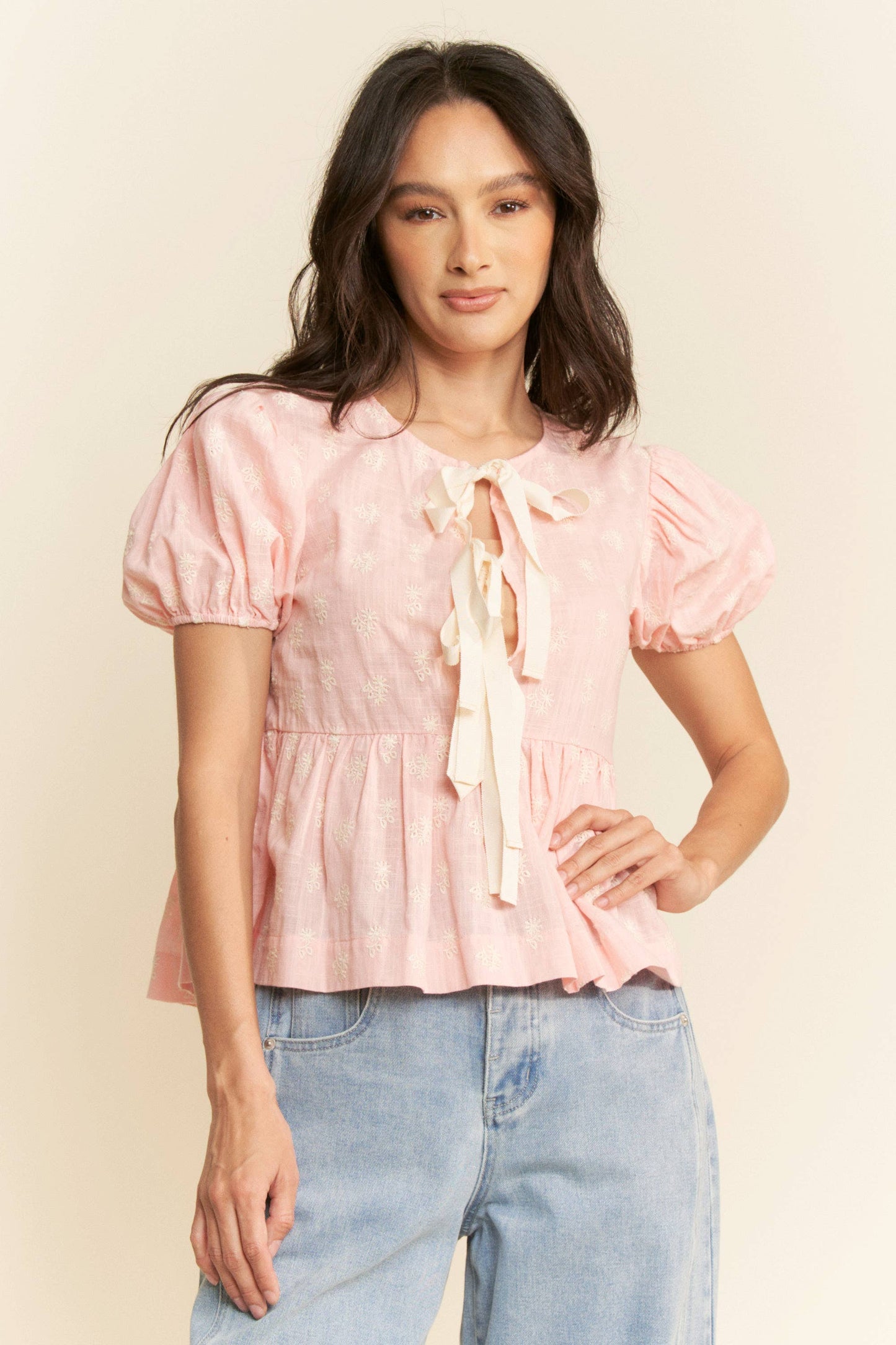 FLORAL EMBROIDERED LINEN FRONT BLOUSE TOP