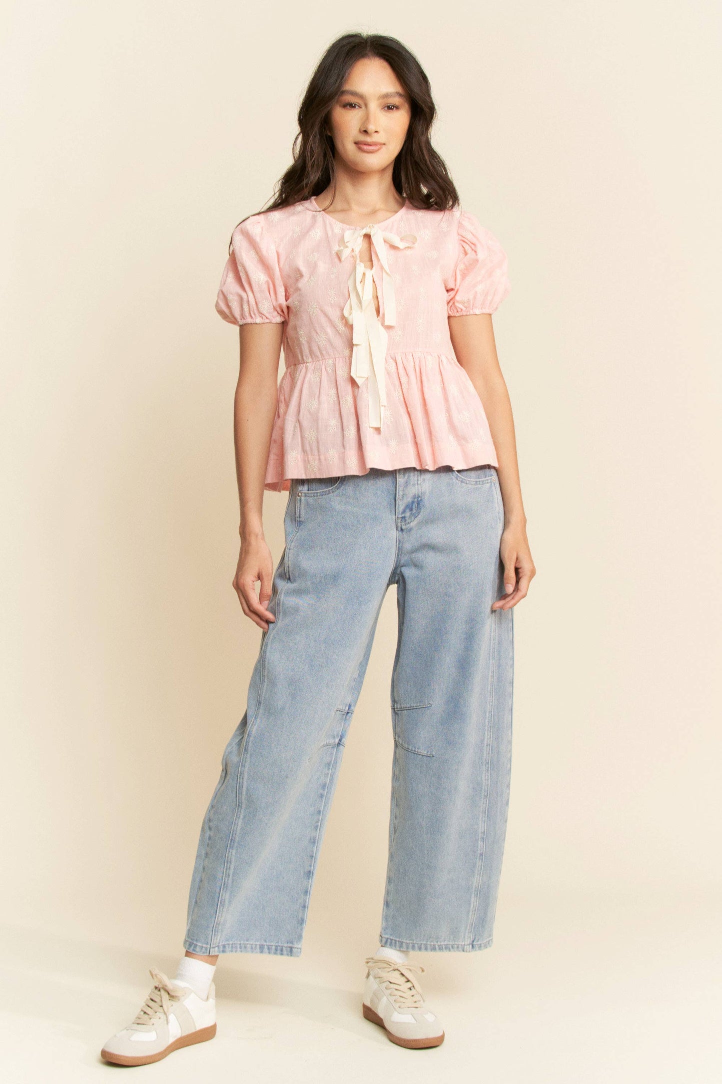 FLORAL EMBROIDERED LINEN FRONT BLOUSE TOP
