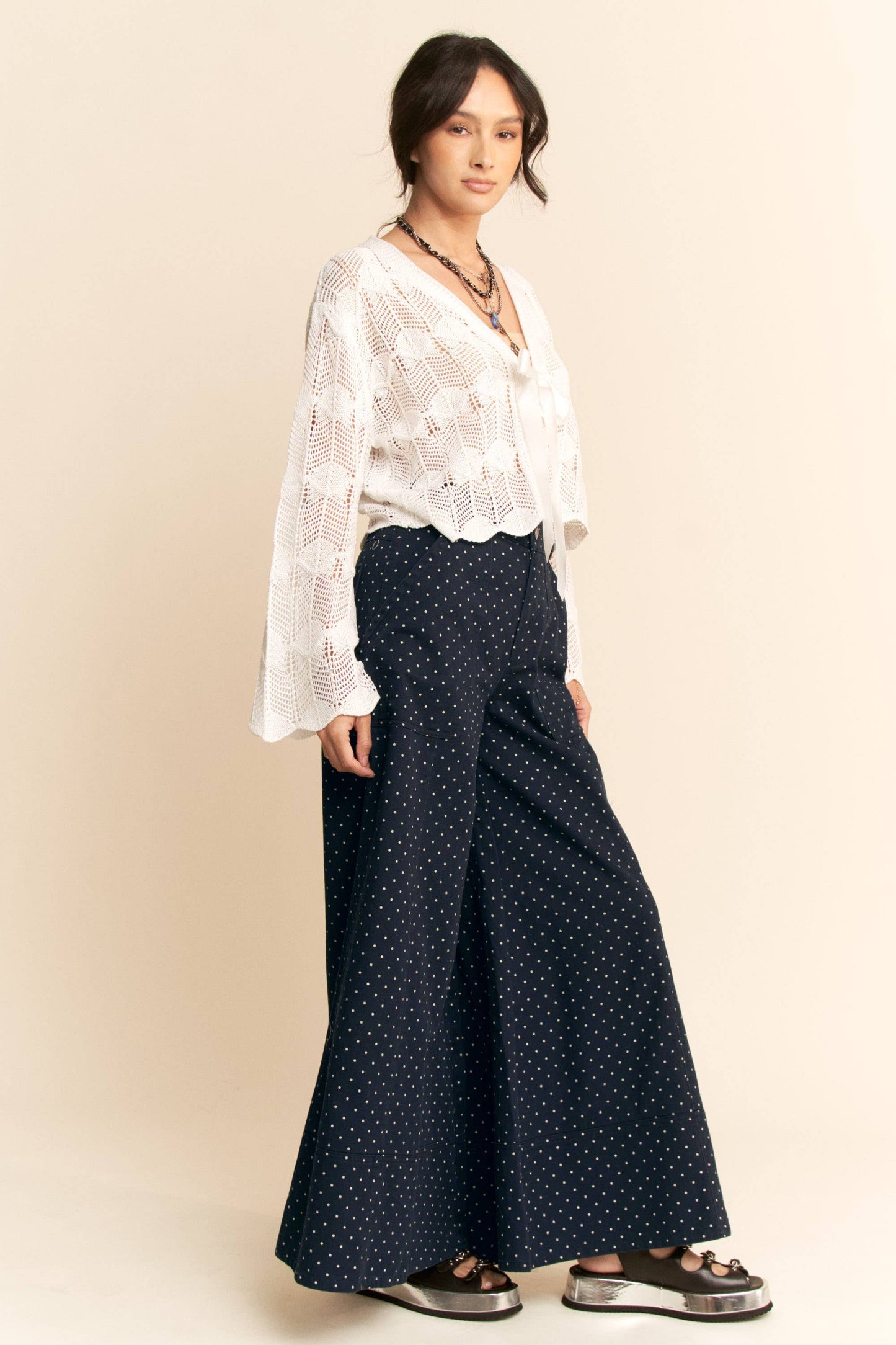 WASHED  RUFFLE LACE BOTTOM PANTS