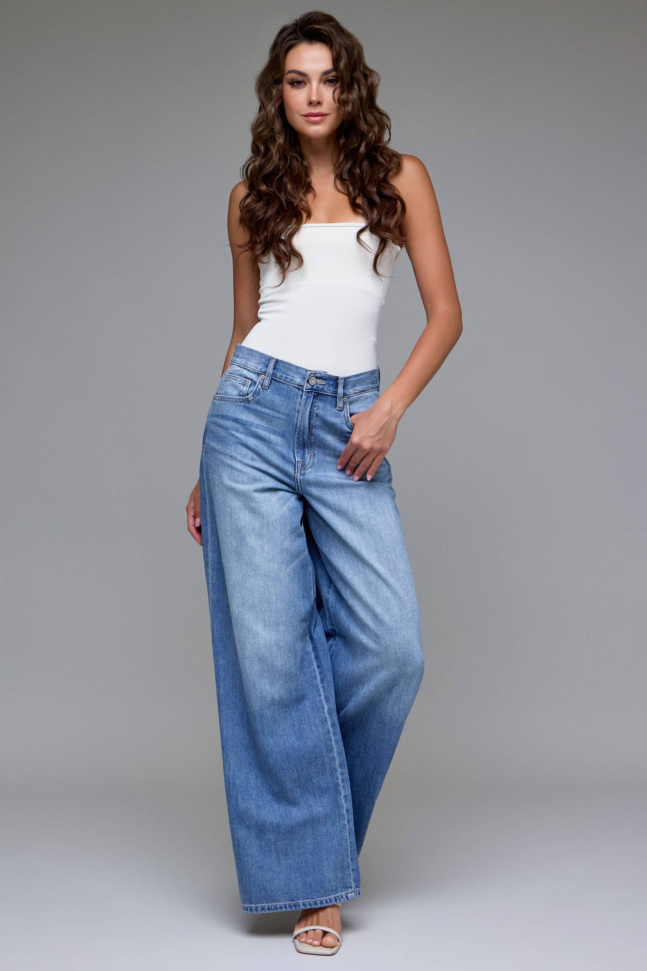 Hidden Medium Wash Clean Super Soft 33" Inseam Wide leg