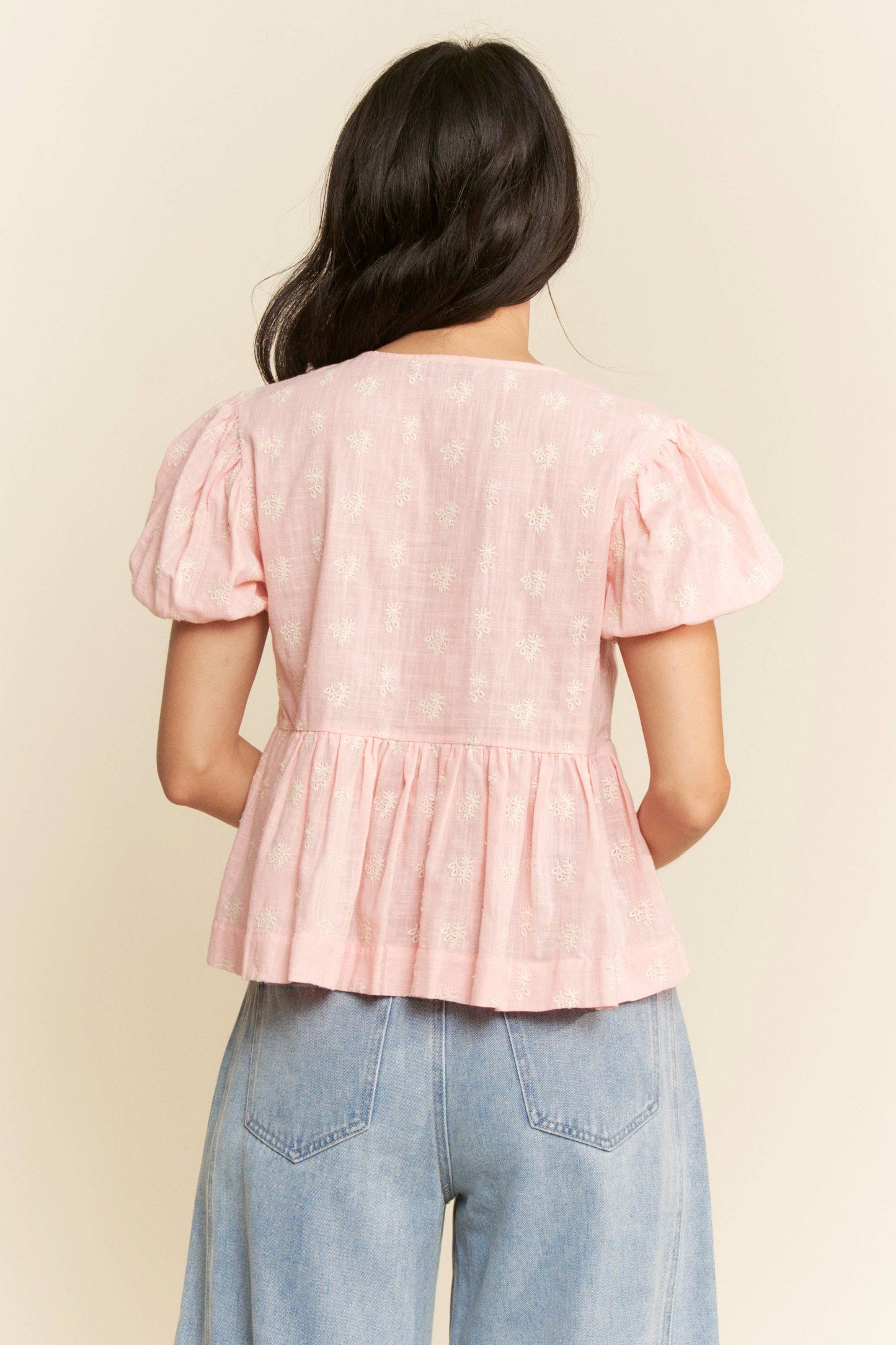 FLORAL EMBROIDERED LINEN FRONT BLOUSE TOP