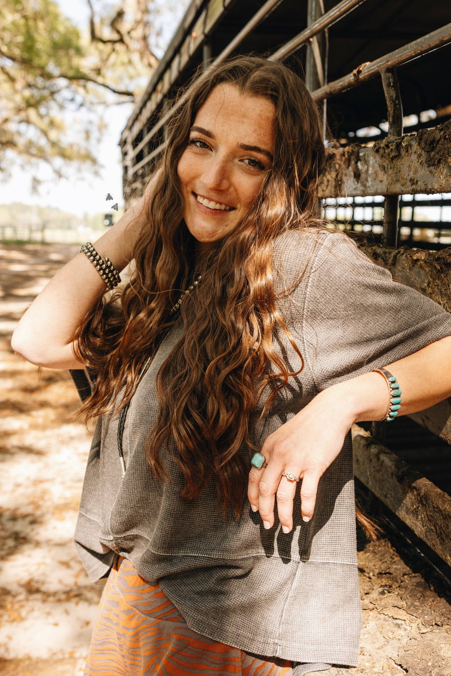 WESTERN CLASSIC TOP *CHARCOAL