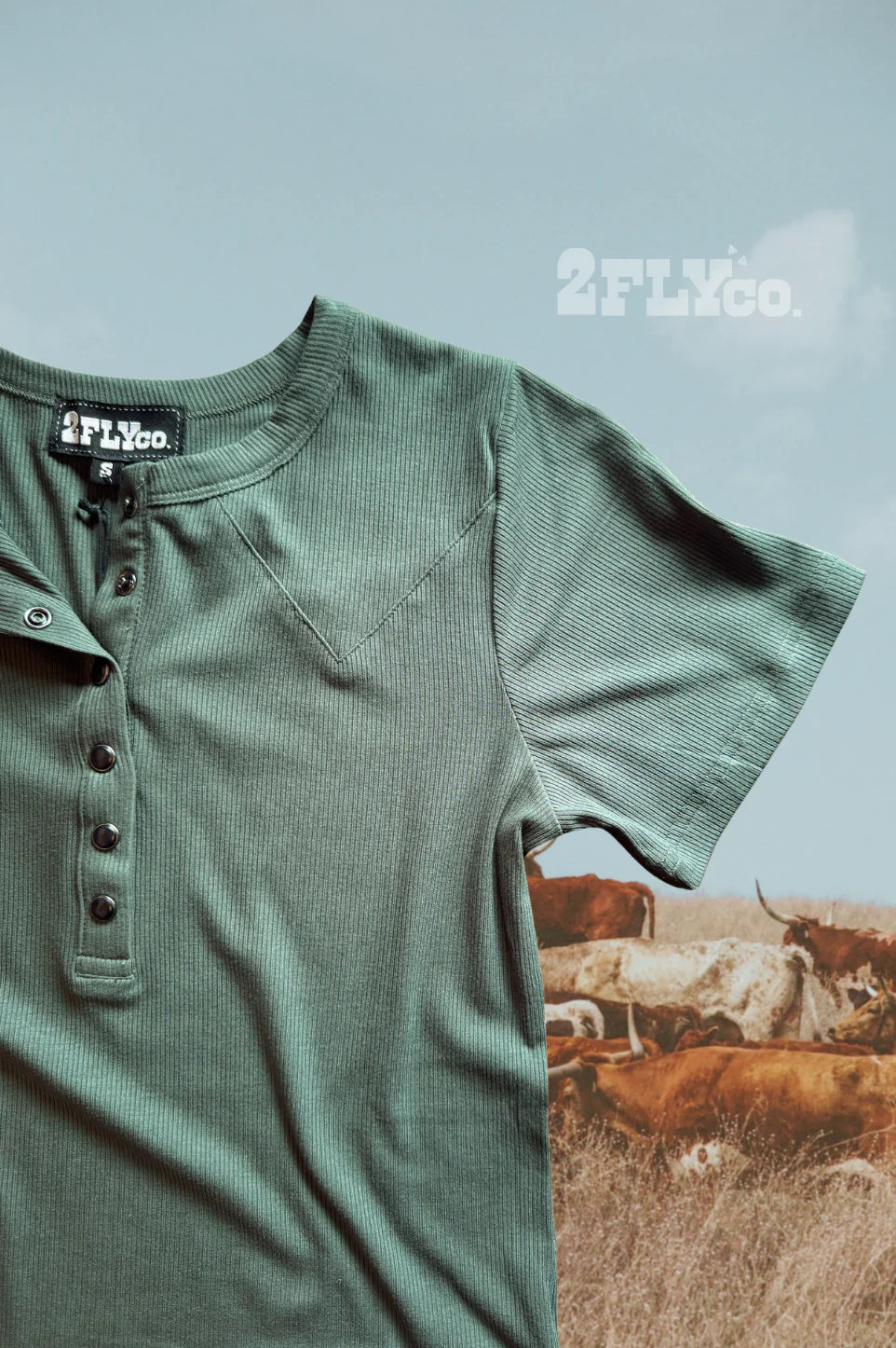Yoakum Tee