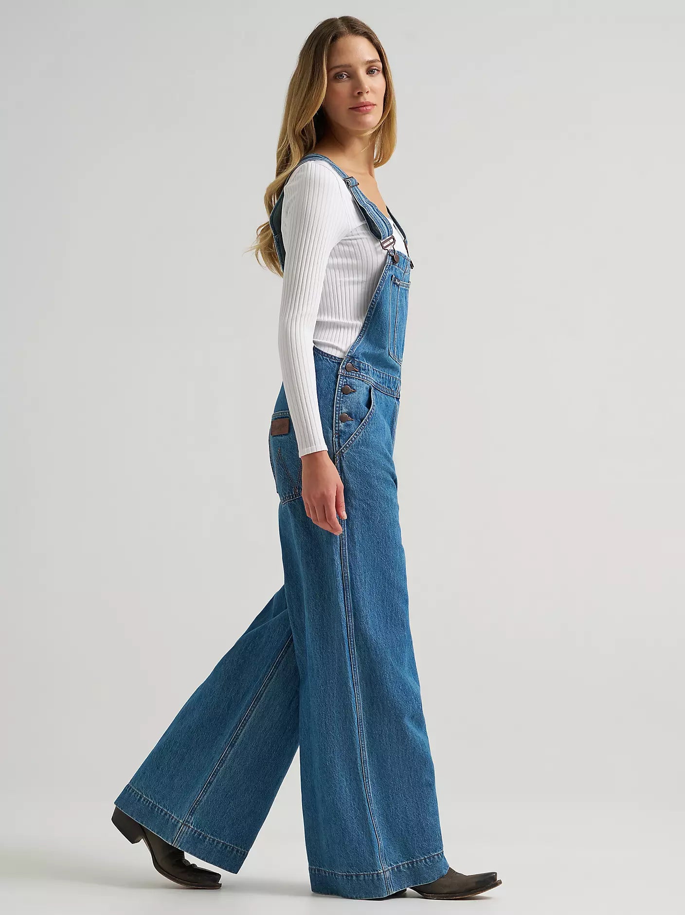 Women's Wrangler Retro® Bailey Wide Leg Overalls