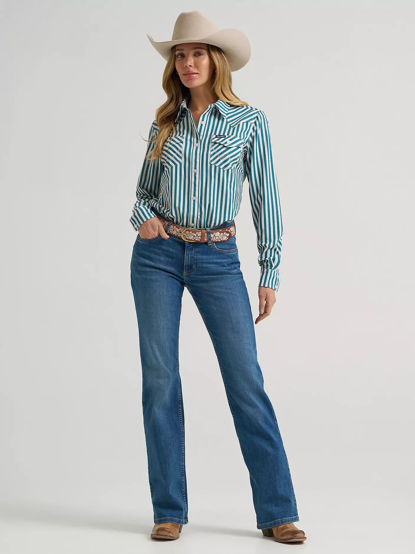 Women's Wrangler Aria Performance Shirt